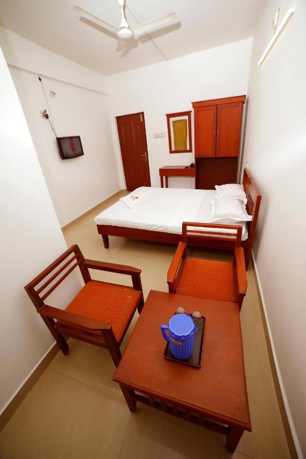 Kairali Tourist Home Guruvāyūr Exterior foto
