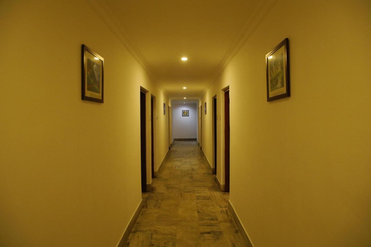 Kairali Tourist Home Guruvāyūr Exterior foto